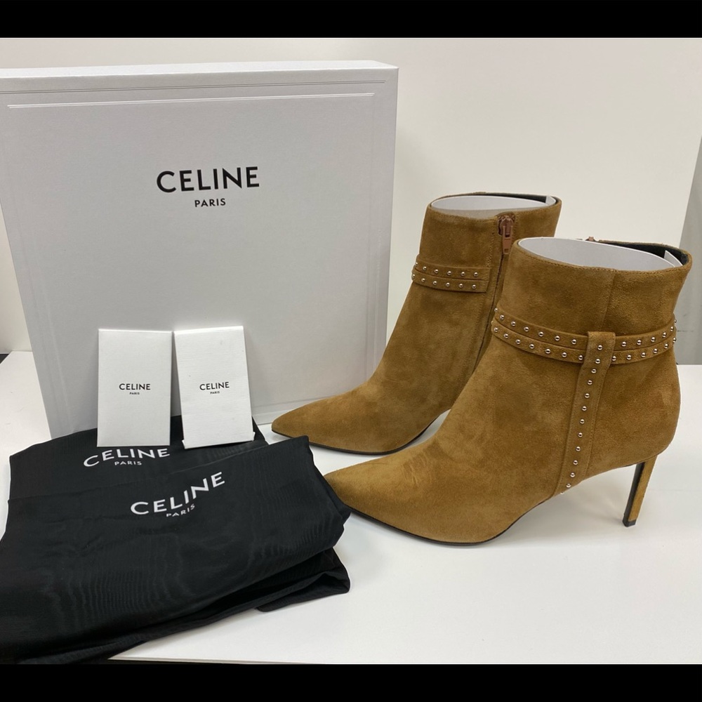 Celine Booties! Sharp Boot In Suede Calfskin. SZ 40
Brand new, never worn! - Picture 1 of 7